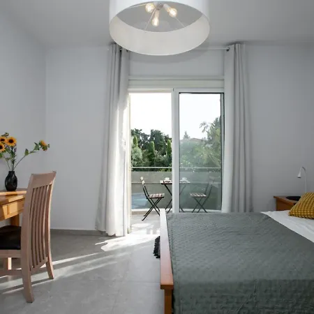 Stunning & Cosy, Direct Pool Access, 2br, With Private Patio! Serenity Townhouse *