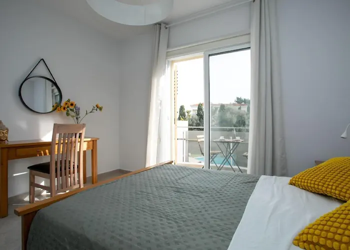 Stunning & Cosy, Direct Pool Access, 2br, With Private Patio! Serenity Townhouse Apartmán