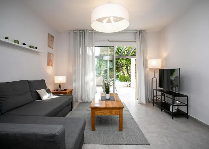 Apartmán Stunning & Cosy, Direct Pool Access, 2br, With Private Patio! Serenity Townhouse Paphos